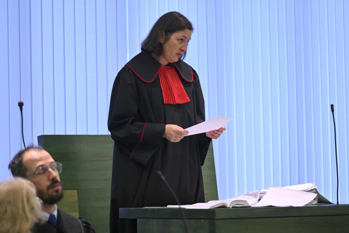 Skazany za zabójstwo matki znów walczy o wolność. Jeden z jego wniosków ma 72 strony