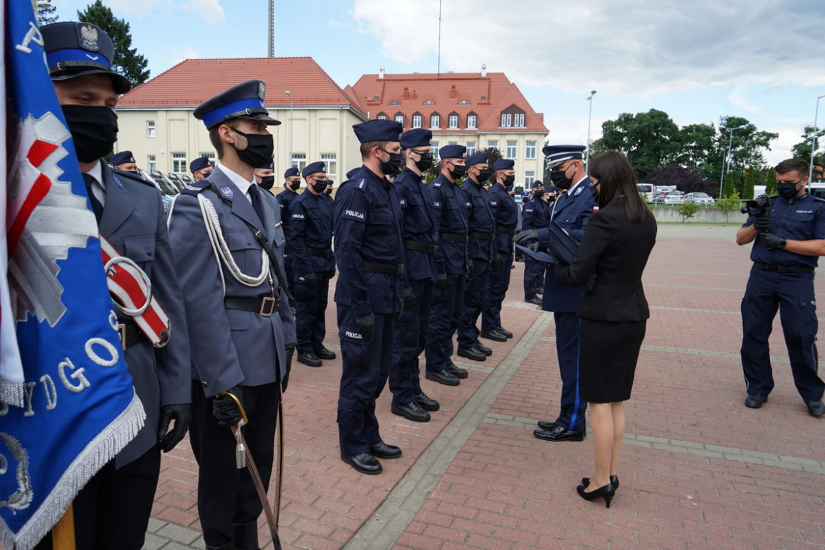 44 nowych policjantów w województwie kujawsko-pomorskim