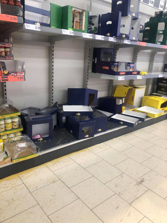 Oblężenie w radomskich sklepach z powodu koronawirusa 