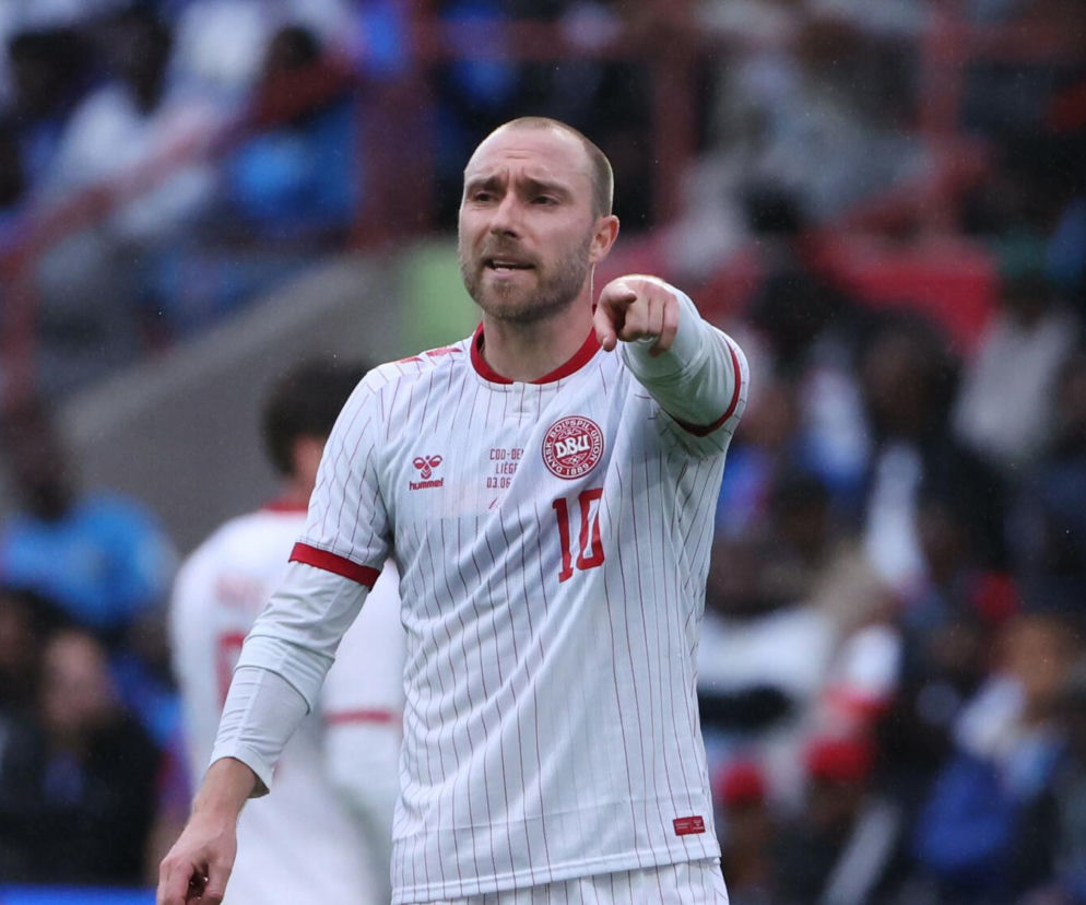 Christian Eriksen znów stracił przytomność na murawie! Przerwano mecz Dania - Ukraina