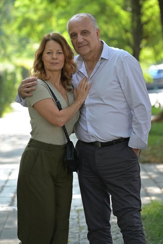 Pierwsza miłość, odcinek 3921: Teresa (Ewa Skibińska), Marek (Maciej Tomaszewski)