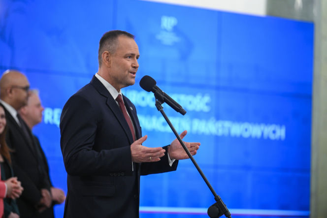 Prezydent w Dzień Kobiet wręczył odznaczenia zasłużonym kobietom