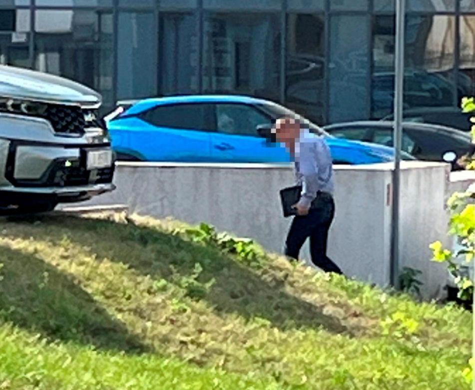 Ksiądz Artur próbował nagrać nagiego mężczyznę. Ruszył proces