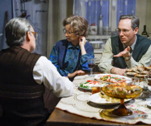 Stulecie Winnych 4. Andzia (Barbara Wypych), Michał (Stefan Pawłowski), Stanisław (Jan Wieczorkowski)