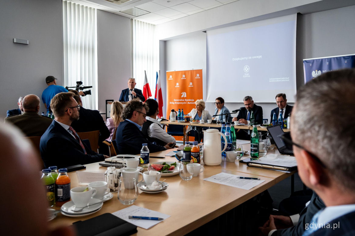 Posiedzenie sejmowej Komisji Infrastruktury w Porcie Gdynia