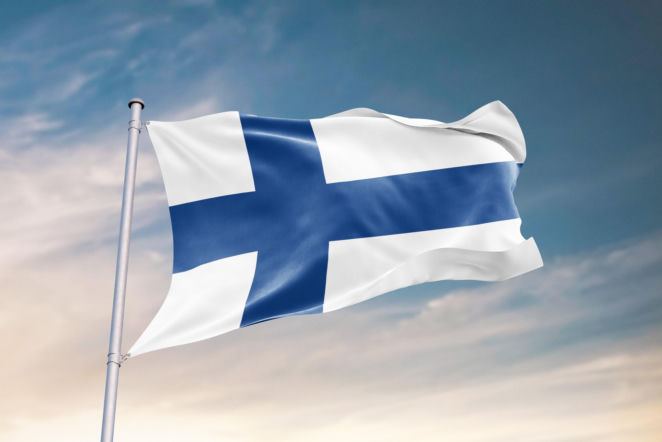 Finlandia wstrzymuje ewakuację obywateli. Rząd tłumaczy kontrowersyjną decyzję