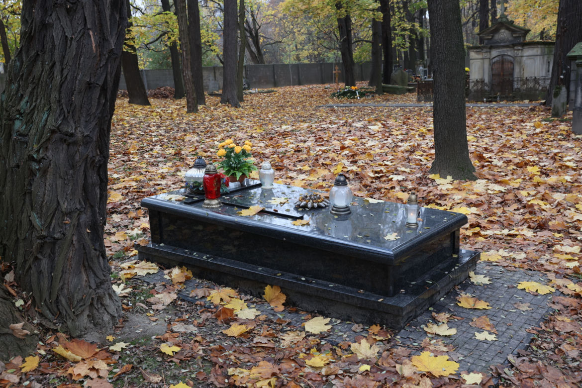 Tak wygląda grób Czesława Kiszczaka 