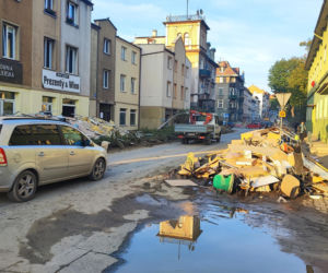 Pękła tama, fala zalała miasto. Dwa lata od koszmaru na Dolnym Śląsku. Dzieci płakały