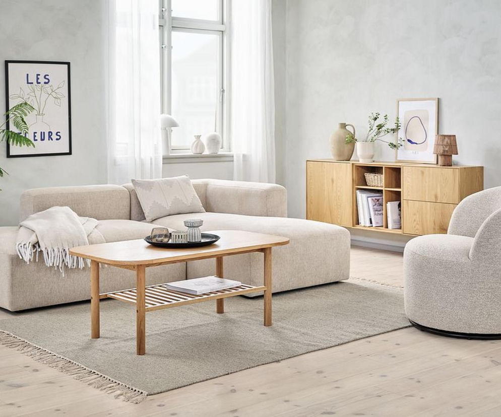 Biel odkryta na nowo. Jak wprowadzić Kolor Roku 2026 Pantone do naszego domu?