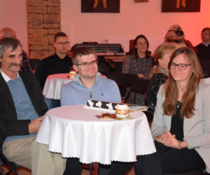 Koncert wybitnego pianisty i uzdolnionej stypendystki w Lasecznie