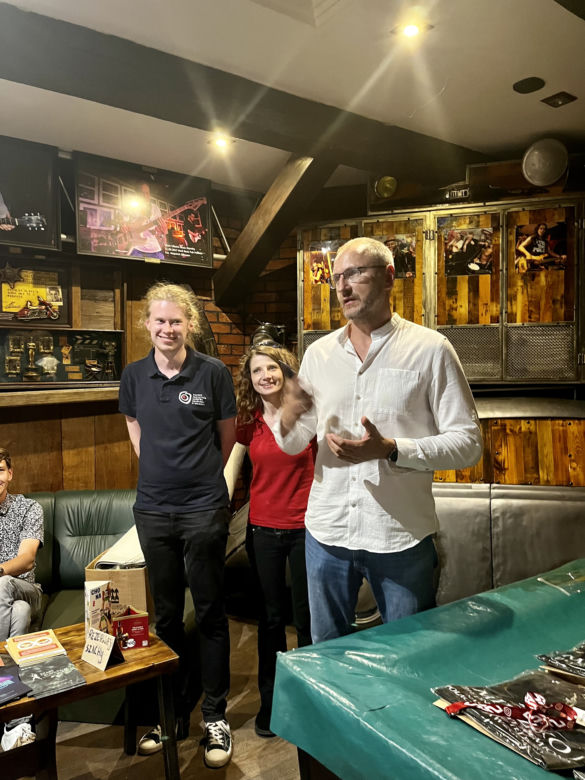Kolejne szachowe zmagania w toruńskim Hard Rock Pubie Pamela. Wyjątkowa kopia z XII wieku zaprezentowana