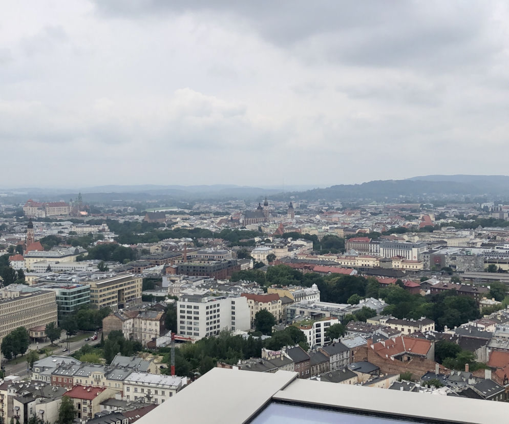 Panorama Krakowa z dachu Unity Center