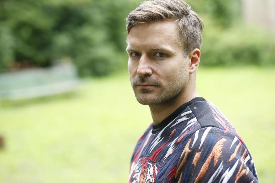 Tak zmieniał się Piotr Stramowski na przestrzeni lat! Jak wyglądał kiedyś?