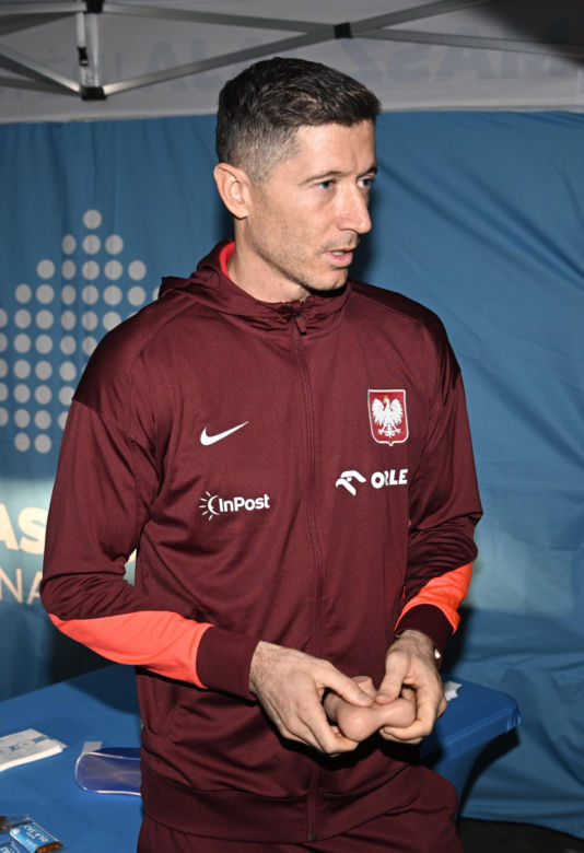 Lewandowski poszedł na badania po konferencji kadry