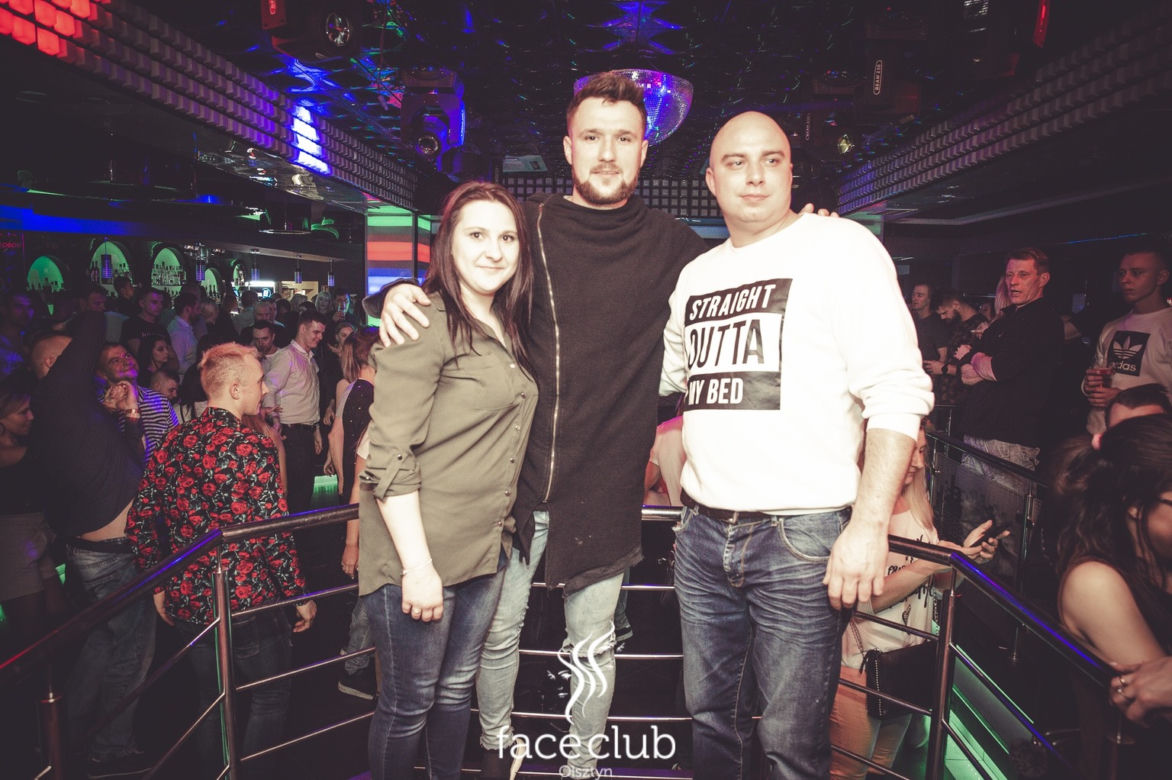 Defis w Face Club. Zdjęcia fanów z wokalistą