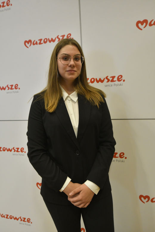 Marszałek przyznał nagrody. 15-letnia bohaterka została "Strażakiem Miesiąca"