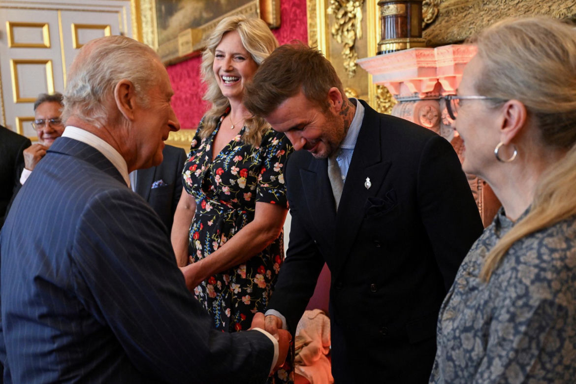 David Beckham pasowany na rycerza
