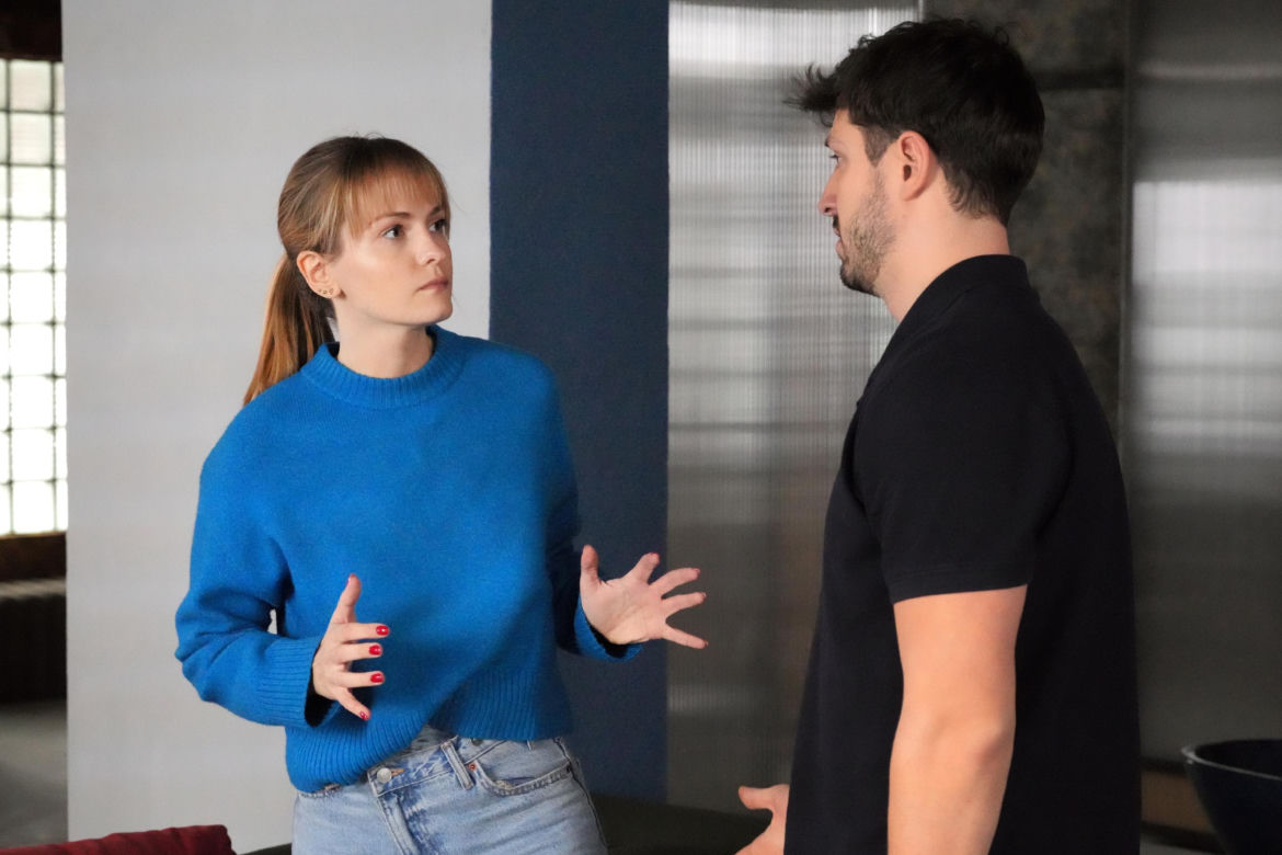 Barwy szczęścia, odc. 3388. Justin (Jasper Sołtysiewicz), Ola (Michalina Robakiewicz)