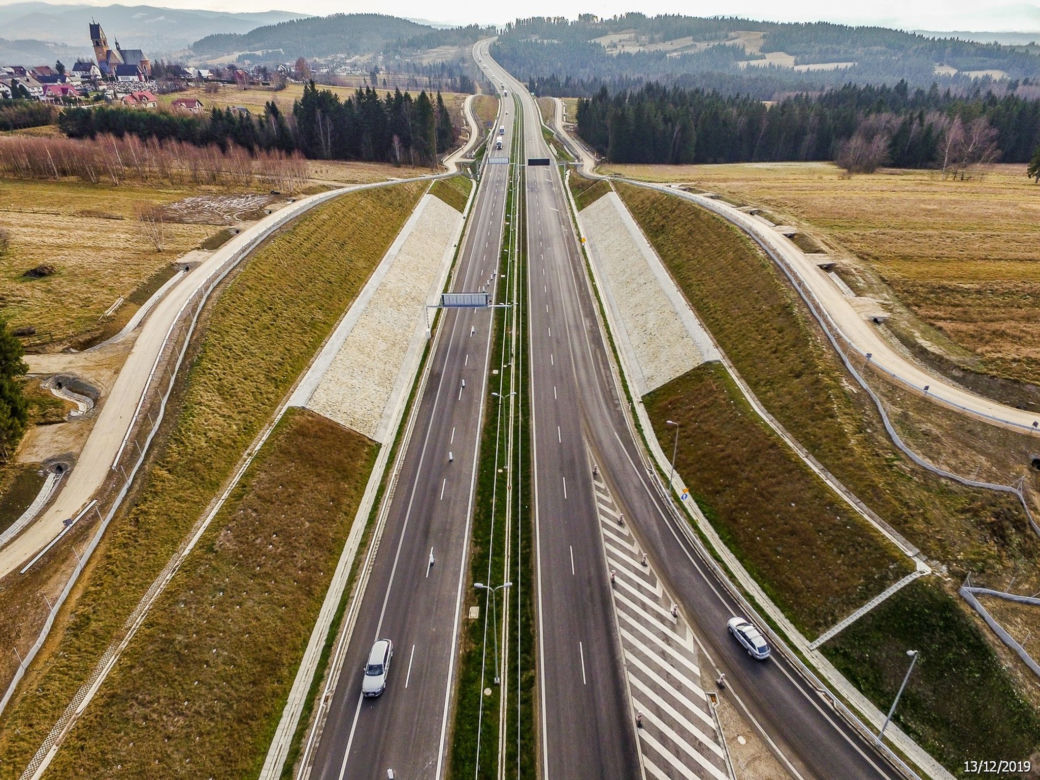 Tak wygląda nowy, otwarty odcinek ekspresowej zakopianki!