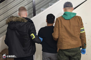 Gigantyczna akcja służb! Rozbito mafię piorącą miliony!