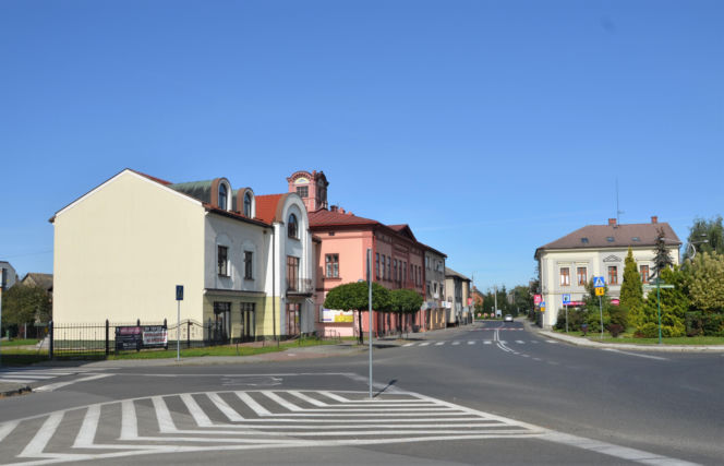 To jedno z najpiękniejszych śląskich miast. Kiedyś leżało w Małopolsce, a jego mieszkańcy mieli własny język