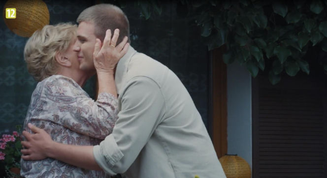 M jak miłość. Barbara (Teresa Lipowska), Mateusz (Rafał Kowalski)