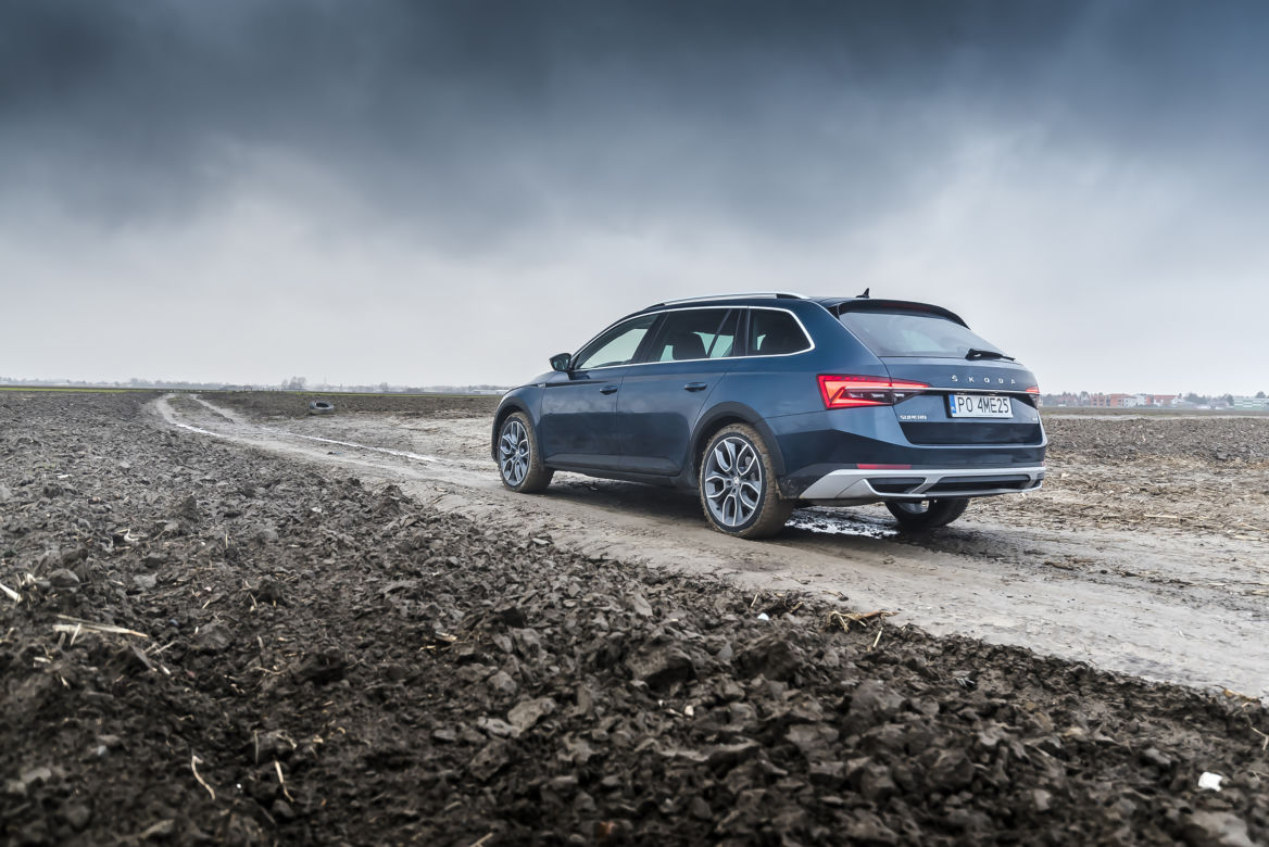 Skoda Superb Scout 2.0 TDI 190 KM 4x4 DSG7