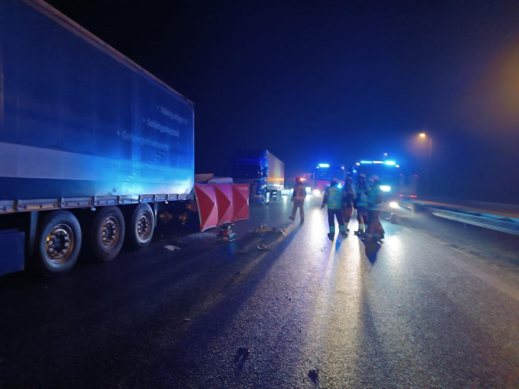 Czarna seria na autostradzie A4. Śmierć dwóch osób, karambol i droga zablokowana na wiele godzin
