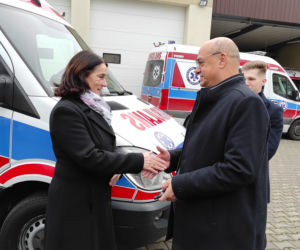 Przekazanie ambulansu dla Stowarzyszeniu Malta Służba Medyczna
