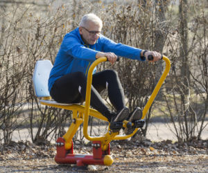 Senator Kwiatkowski gubi zimowe kilogramy