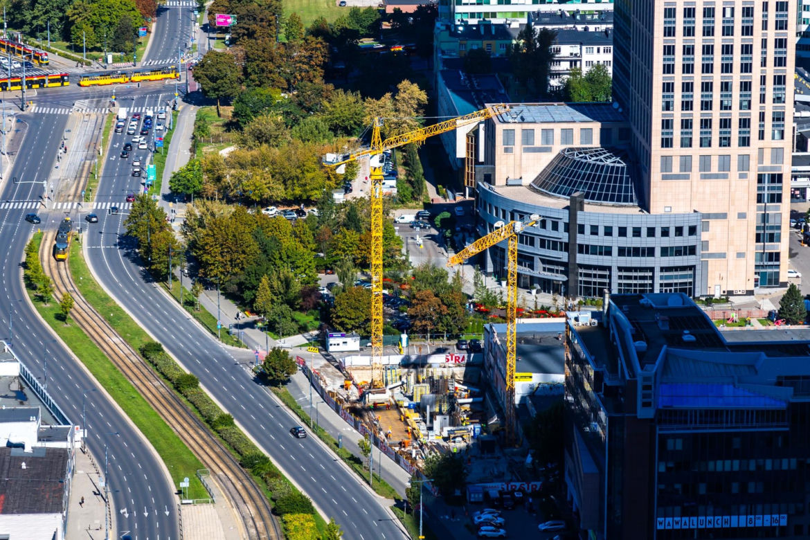 Niezwykła panorama Warszawy ze szczytu Skylinera!