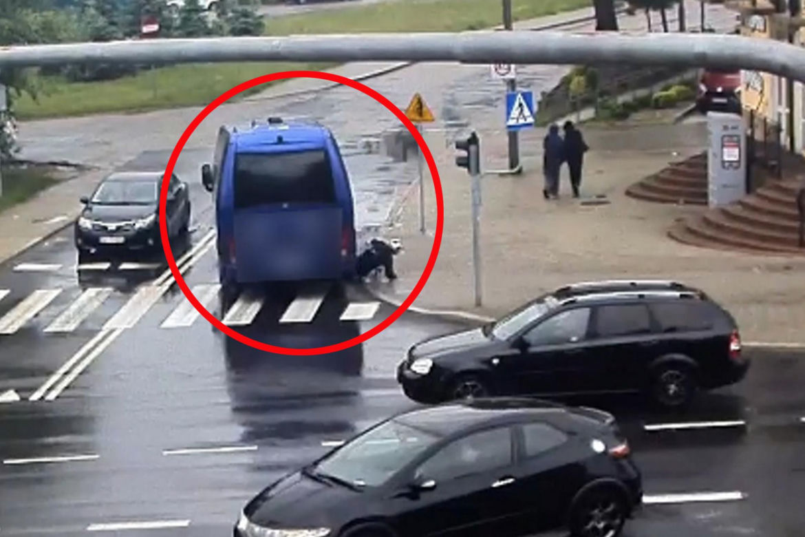 Nastolatek huknął hulajnogą w busa