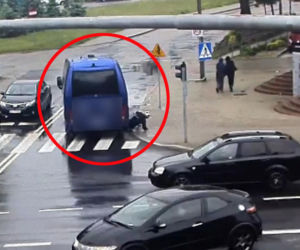 Nastolatek huknął hulajnogą w busa! Miał pełno szczęścia