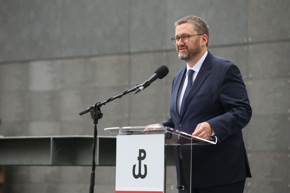 Amerykański generał z powstańcami warszawskimi. Nowy projekt Muzeum Powstania i ambasady USA