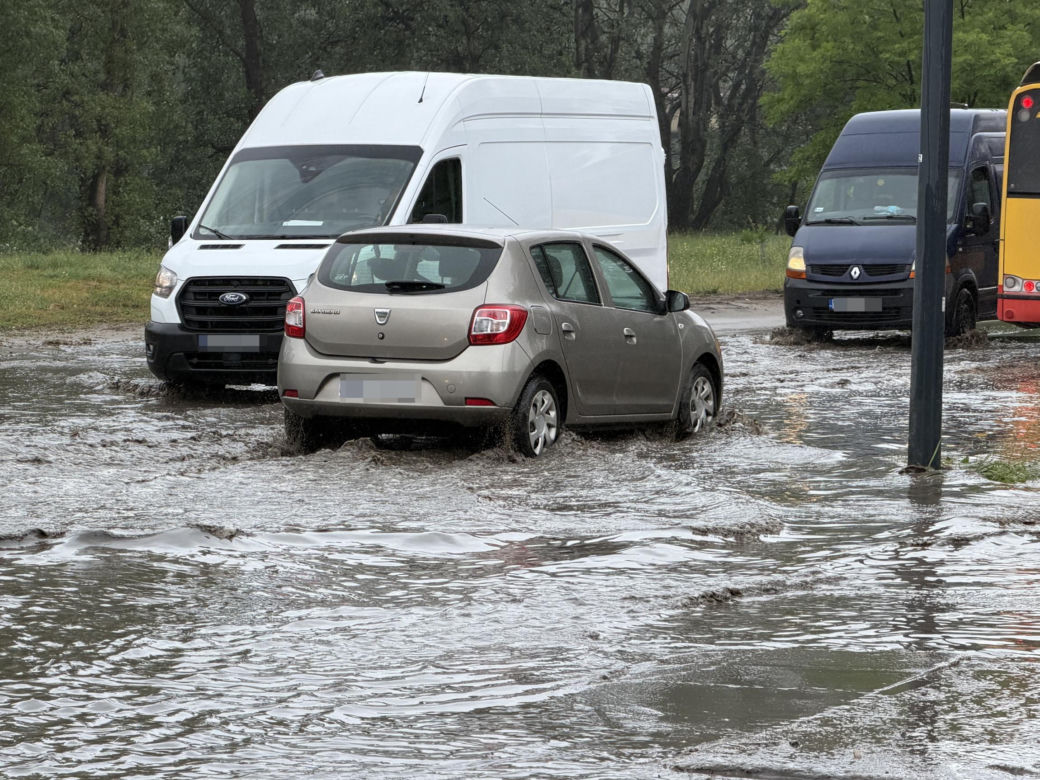 Ulewy w Warszawie