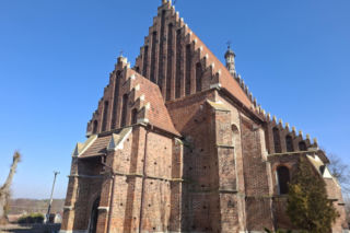 To świętokrzyska wieś, której nazwy łatwo nie wymówisz. Jej historia sięga XII wieku 