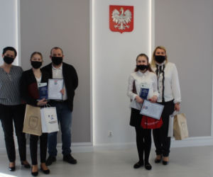 Zosia i Nadia z Kruszwicy uratowały mu życie. Posypały się gratulacje i nagrody