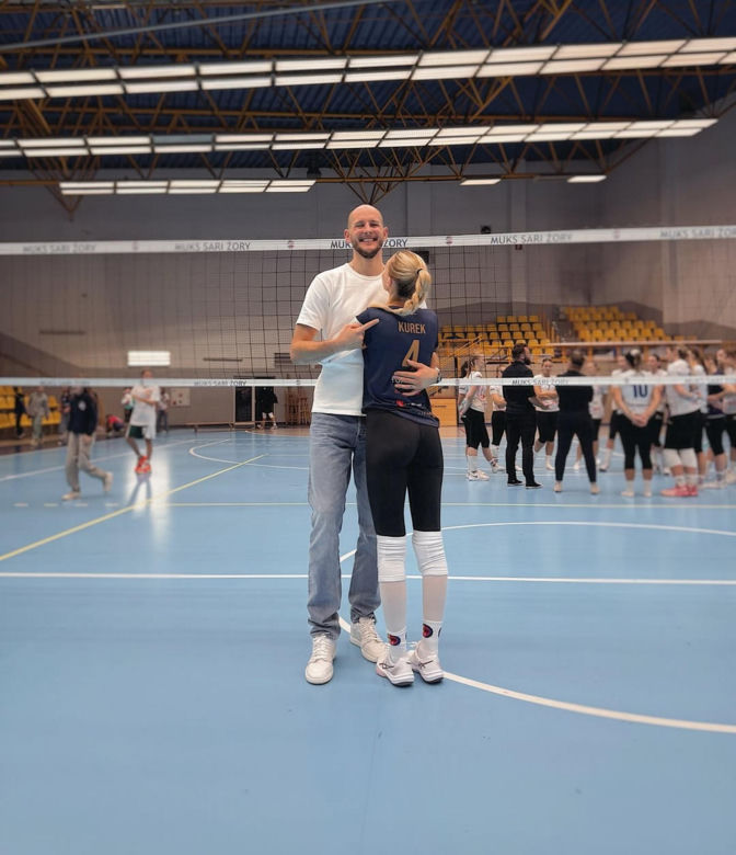 Bartosz Kurek z żoną Anną