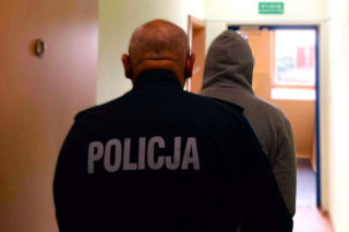 Dramatyczny wieczór w Dziemianach na Pomorzu! Najpierw zaatakowano 18-latka, potem pobito 14-latka