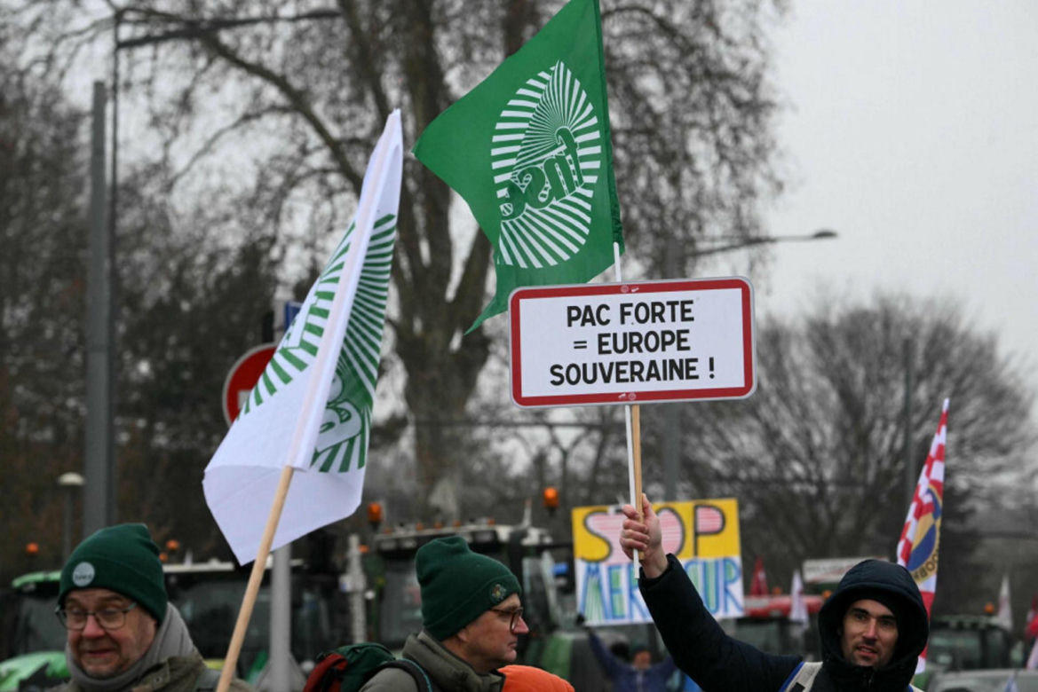 Wielkie protesty rolników w Europie! Zatrzymano Polaków