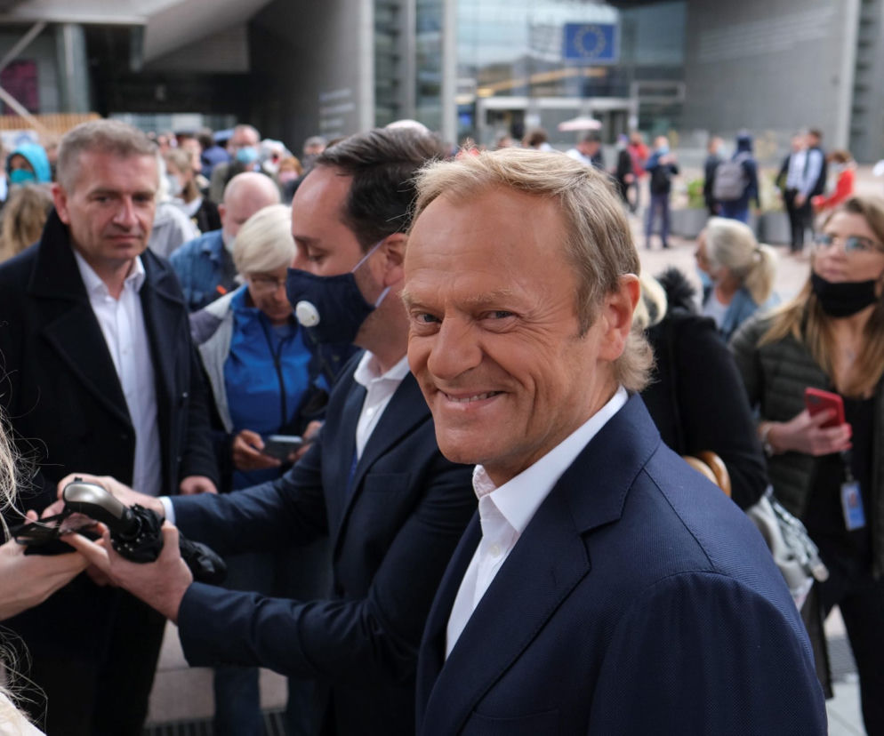 Tusk ogolił sie dla Trzaskowskiego