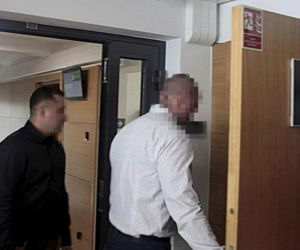 Rafał i Aleksander pobili Adama Niedzielskiego w centrum miasta. Były minister okazał im łaskę