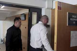 Rafał i Aleksander pobili Adama Niedzielskiego w centrum miasta. Były minister okazał im łaskę
