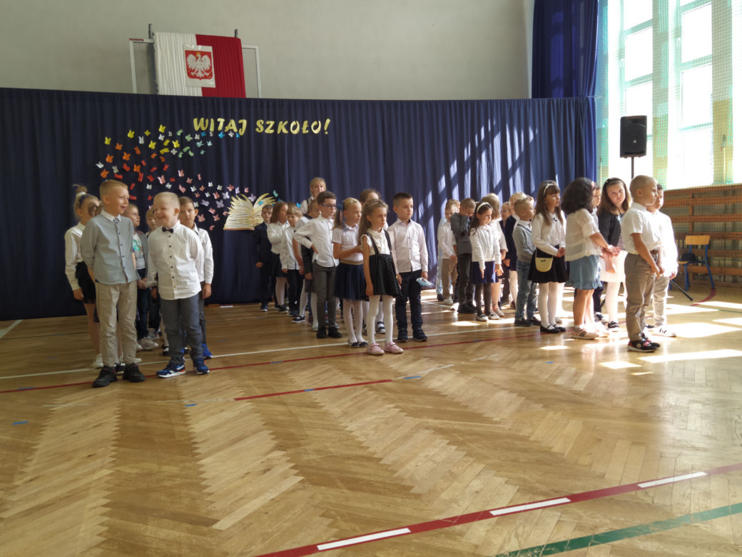 Rozpoczęcie Roku Szkolnego 2021/2022 w SP 10 w Siedlcach