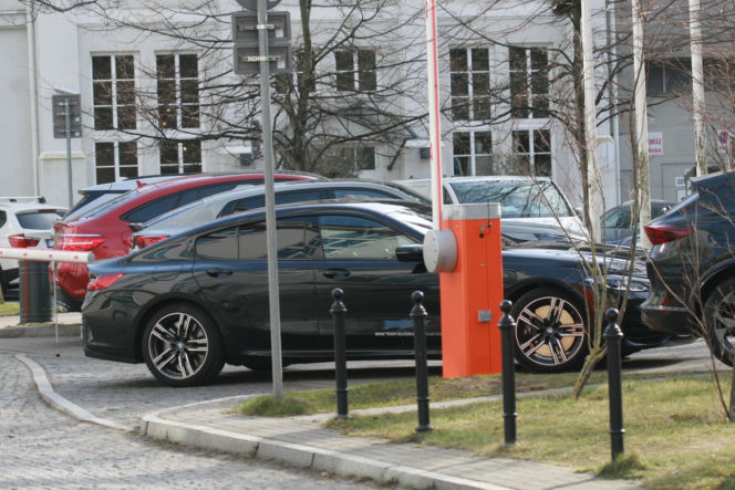 Michał Koterski z dziewczyną na spacerze