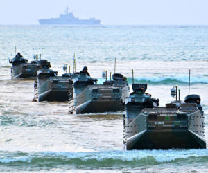 Koniec pacyfistycznej ery? Japonia otwiera się na eksport broni i patrzy na Polskę