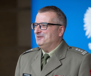 Briefing prasowy prok. Bartosza Okoniewskiego w sprawie drona z Rusinowa