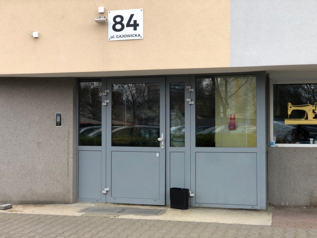 Działania służb w bloku przy ul. Gajowickiej