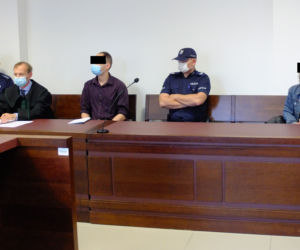 Zabił ojca, matka pomagała mu zacierać ślady. Do tragedii doszło przez ojca?