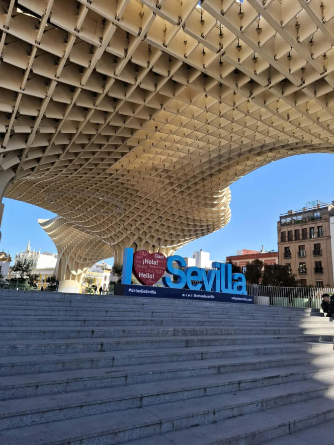 Uczniowie I LO w Ostrzeszowie ferie spędzają ... w Hiszpanii